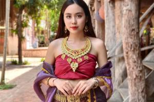 Nữ du học sinh hot girl Lào muốn yêu và lấy chồng Việt Nam