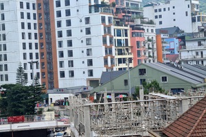 Đu đỉnh sốt đất, nhà đầu tư sống dở chết dở khi thị trường hạ nhiệt